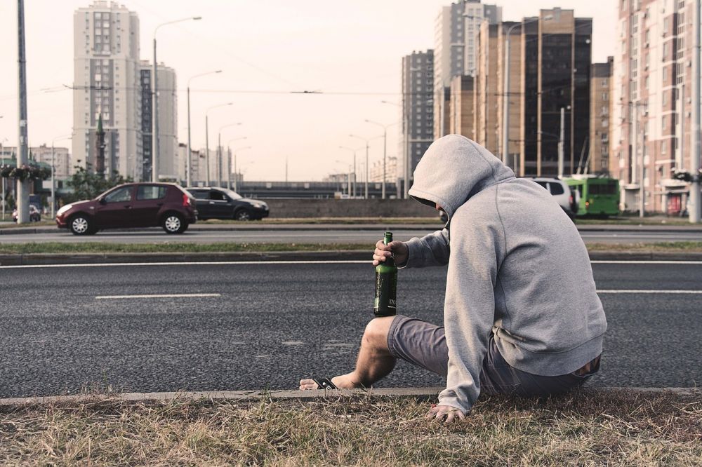 Alkoholmisbrug: En Tavs Epidemi i Samfundet